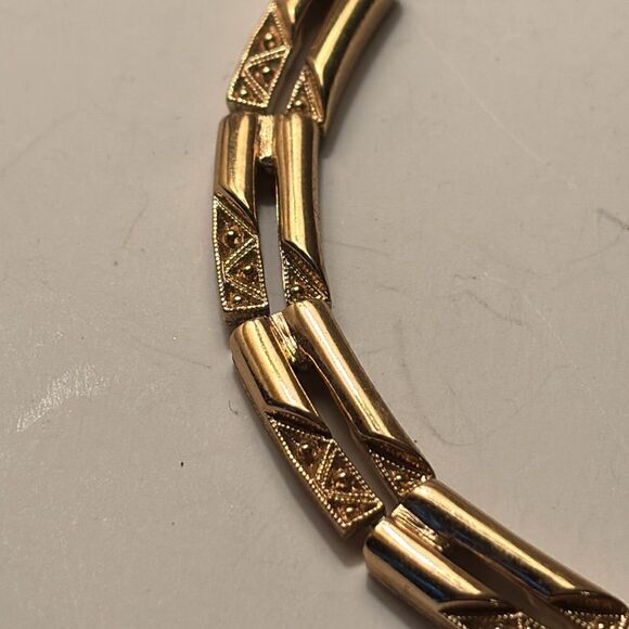 Monet Vintage Gold Tone Rectangle Linked Choker Necklace K725 - Picture 3 of 7